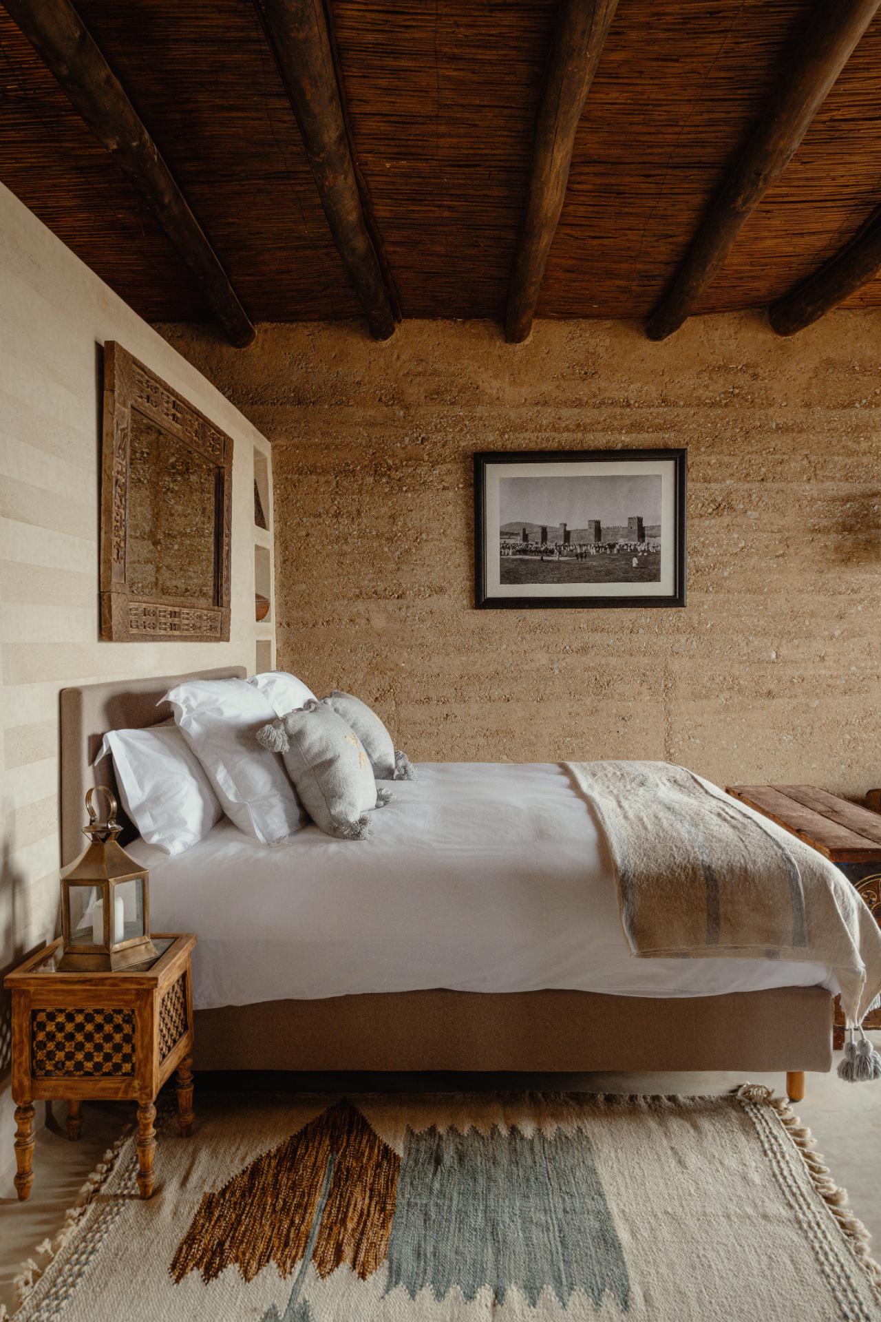 Nomad’s Land Marrakech : écolodge dans le désert d’Agafay avec hébergements, restaurant, spa, activités et expériences uniques