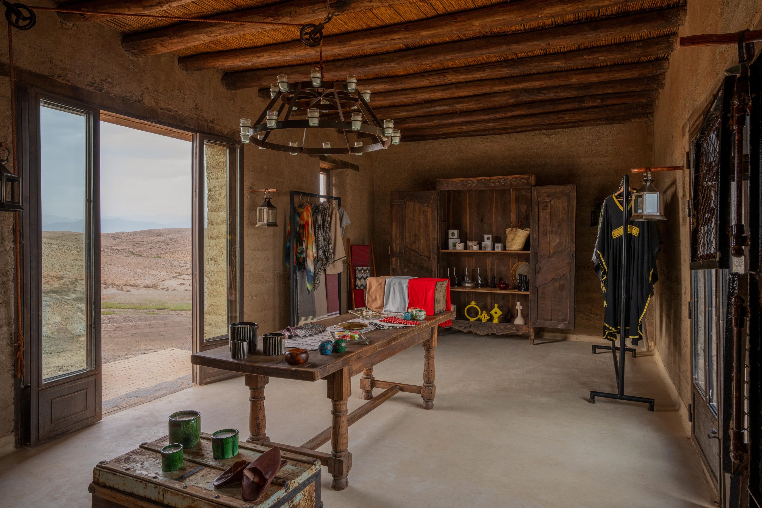 Nomad’s Land Marrakech : écolodge dans le désert d’Agafay avec hébergements, restaurant, spa, activités et expériences uniques