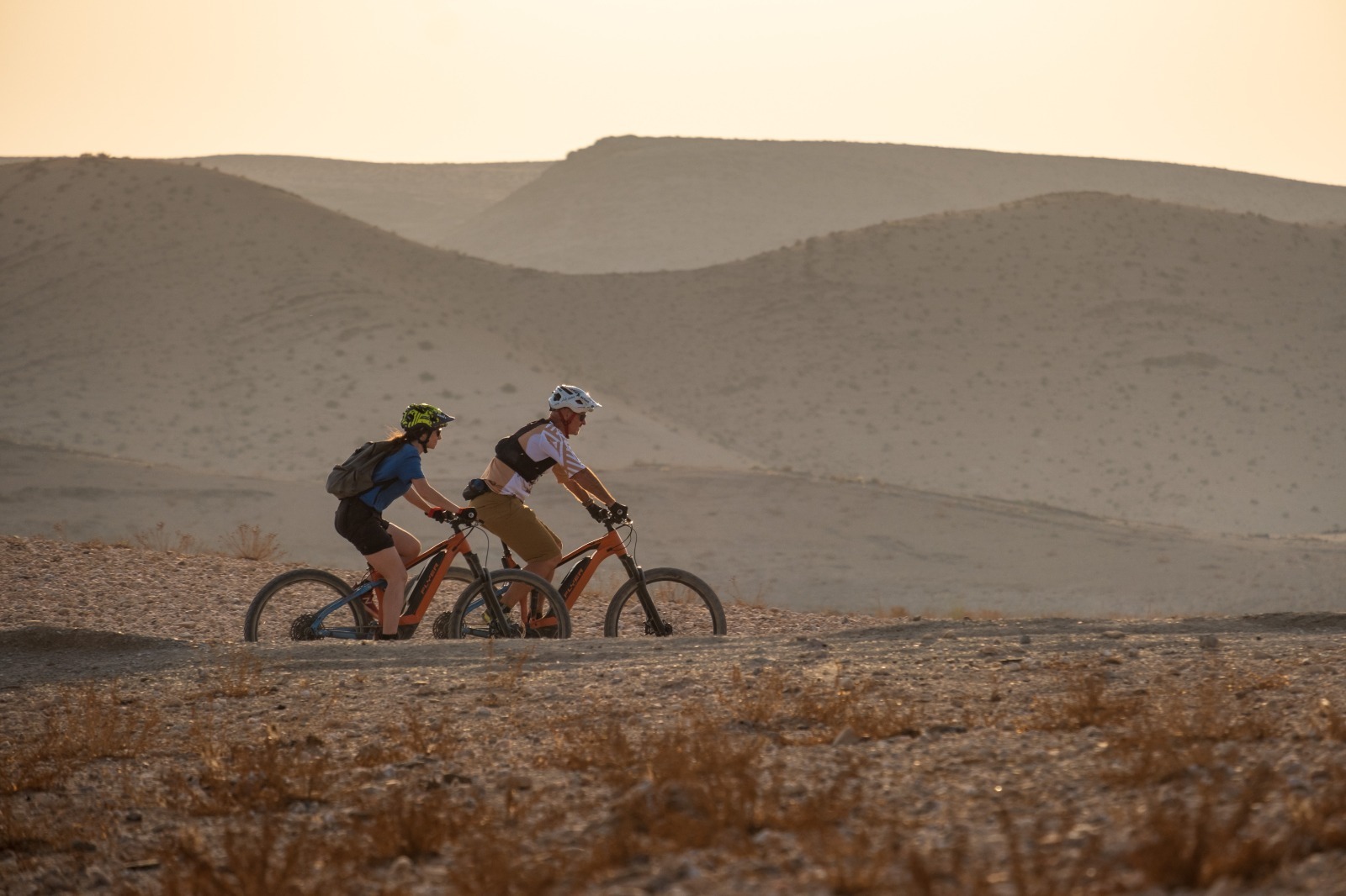 Nomad’s Land Marrakech : écolodge dans le désert d’Agafay avec hébergements, restaurant, spa, activités et expériences uniques